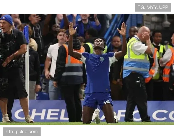 斯特林再送关键助攻 助力球队锁定重要胜利 斯特林再送关键助攻 助力球队锁定重要胜利