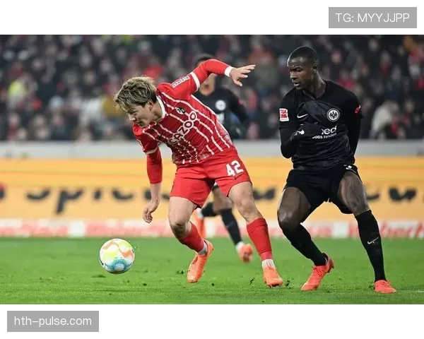 弗赖堡中路渗透能力持续提升,进攻组织表现稳健 弗赖堡中路渗透能力持续提升,进攻组织表现稳健