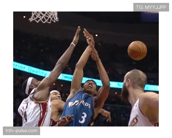 戈贝尔篮下封盖提升防守强度，显著限制对手得分空间